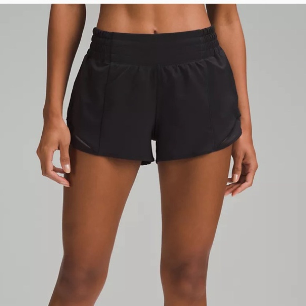 Lululemon Black Hotty Hot High-Rise Lined Short 2.5"